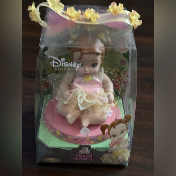 Disney Other - Like new in box Disney Princess Belle 2006 Porcelain Doll